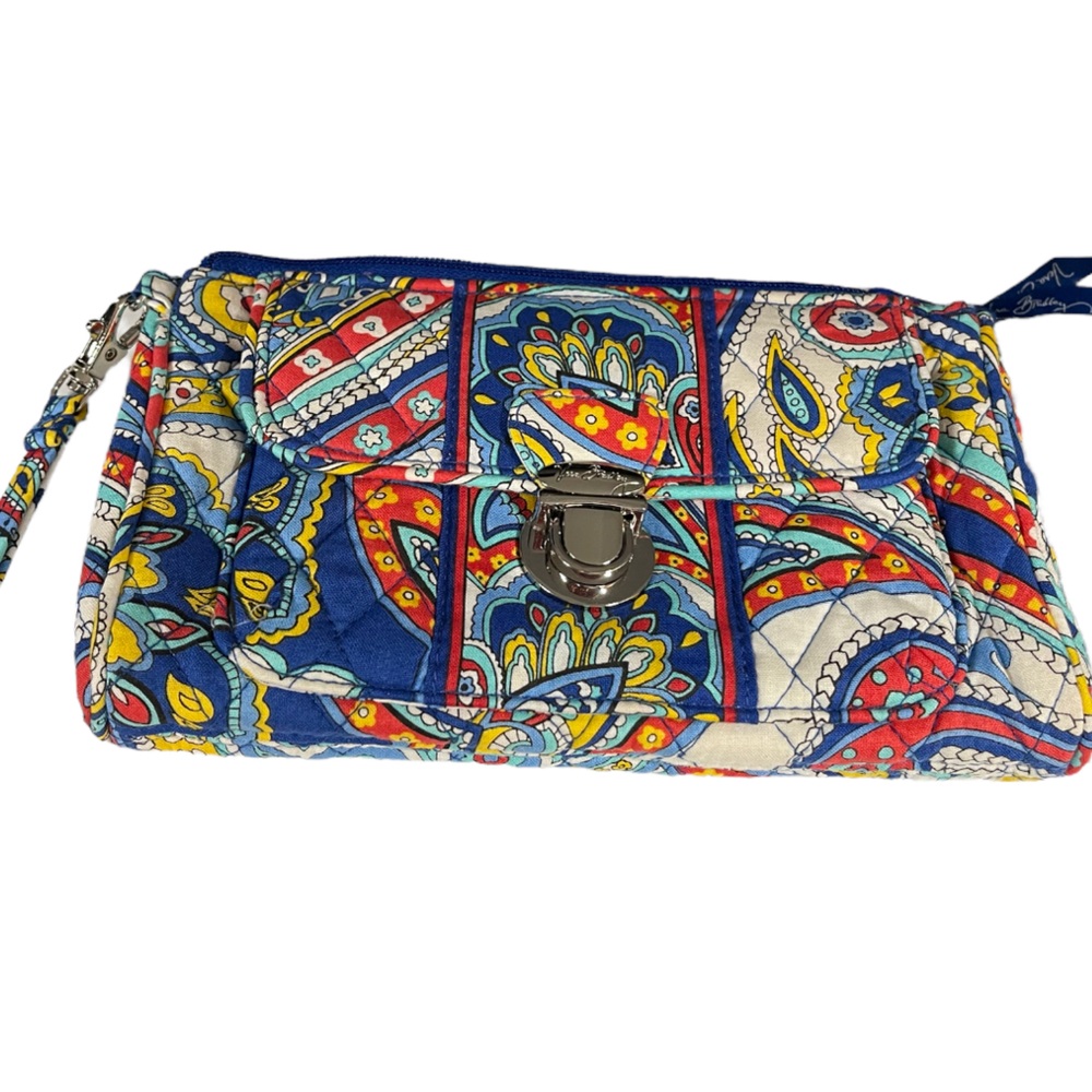NWOT Vera Bradley Lock Wallet clutch in Marina Paisley